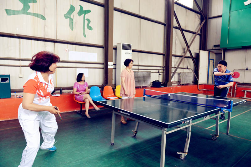 我院举行2014年度迎“七一” 员工乒乓球比赛(图3)